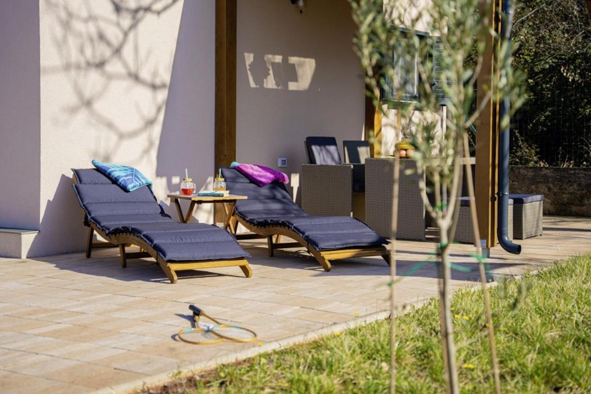 Modean In Pula - Haus Fuer 2-3 Personen 빌라 외부 사진