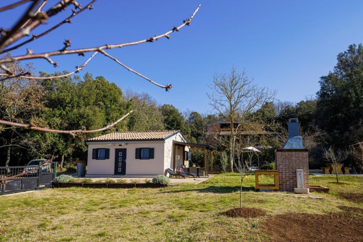 Modean In Pula - Haus Fuer 2-3 Personen 빌라 외부 사진